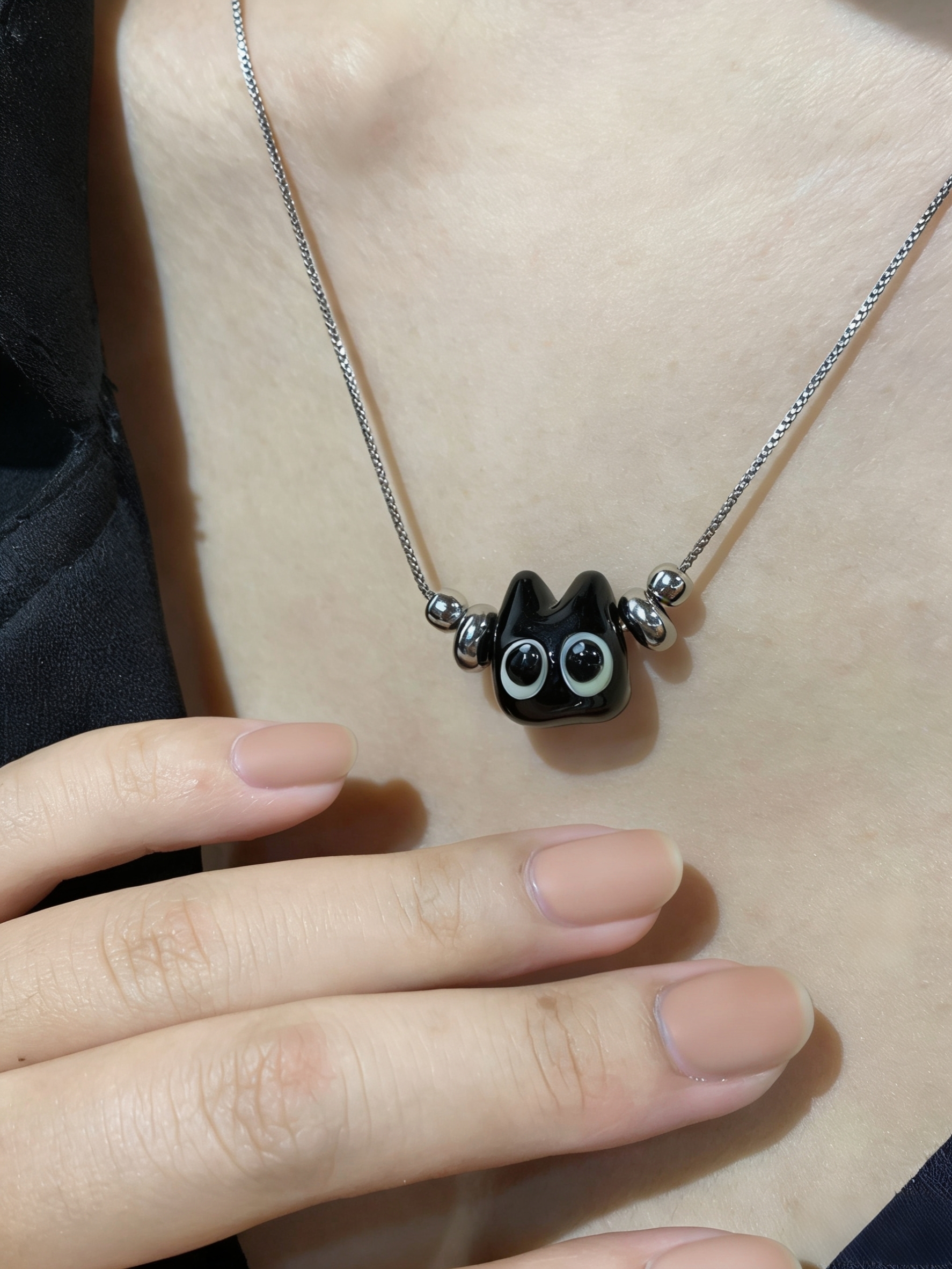 Handmade Mini Black Cat Pendant – Cute Glass Kitten Jewelry, Unique Gift for Cat Lovers