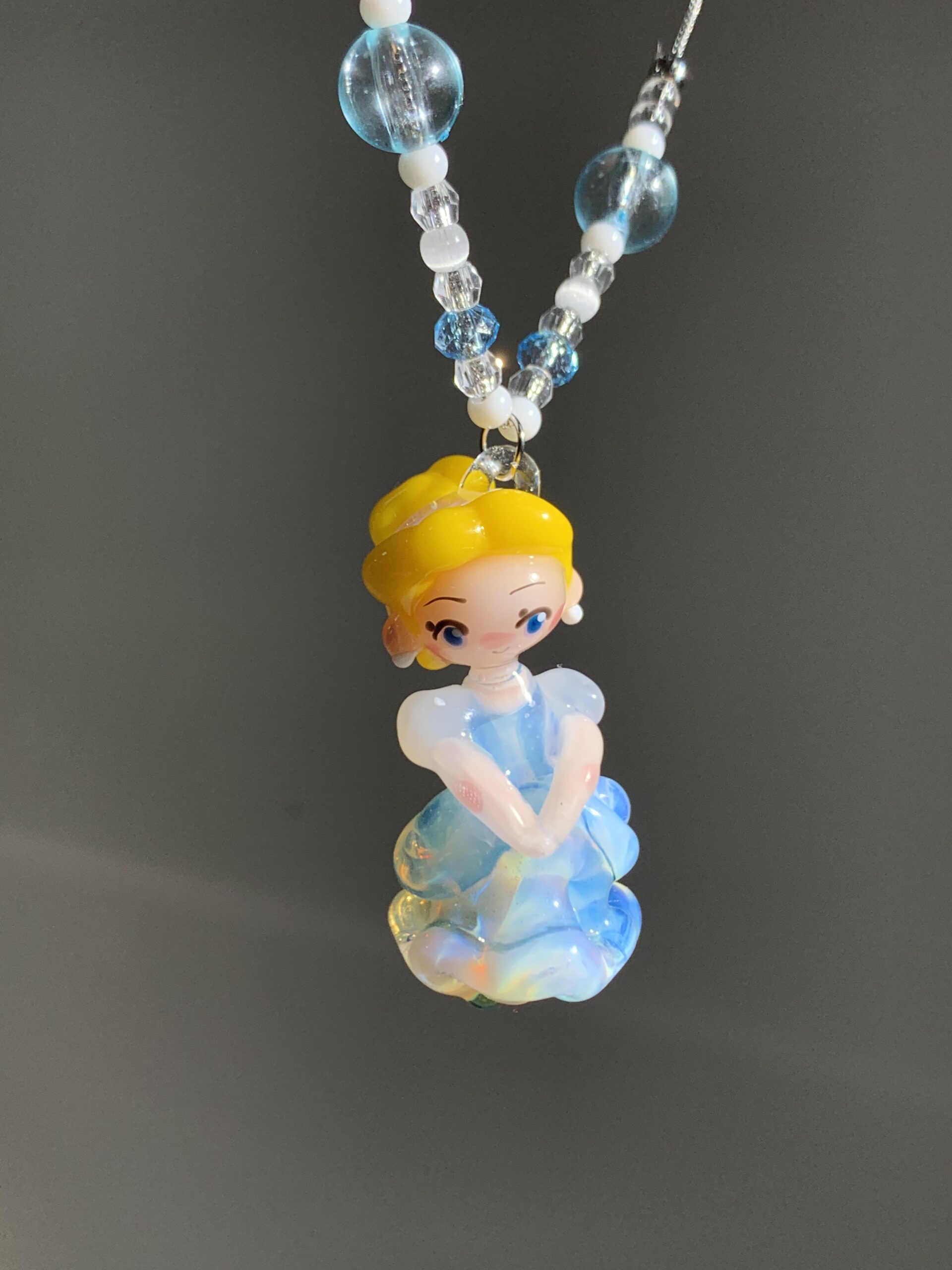 Cute Glass Cinderella Necklace | Handmade Fairy Tale Princess Pendant Jewelry, Soft Aesthetic Design - 图片 2