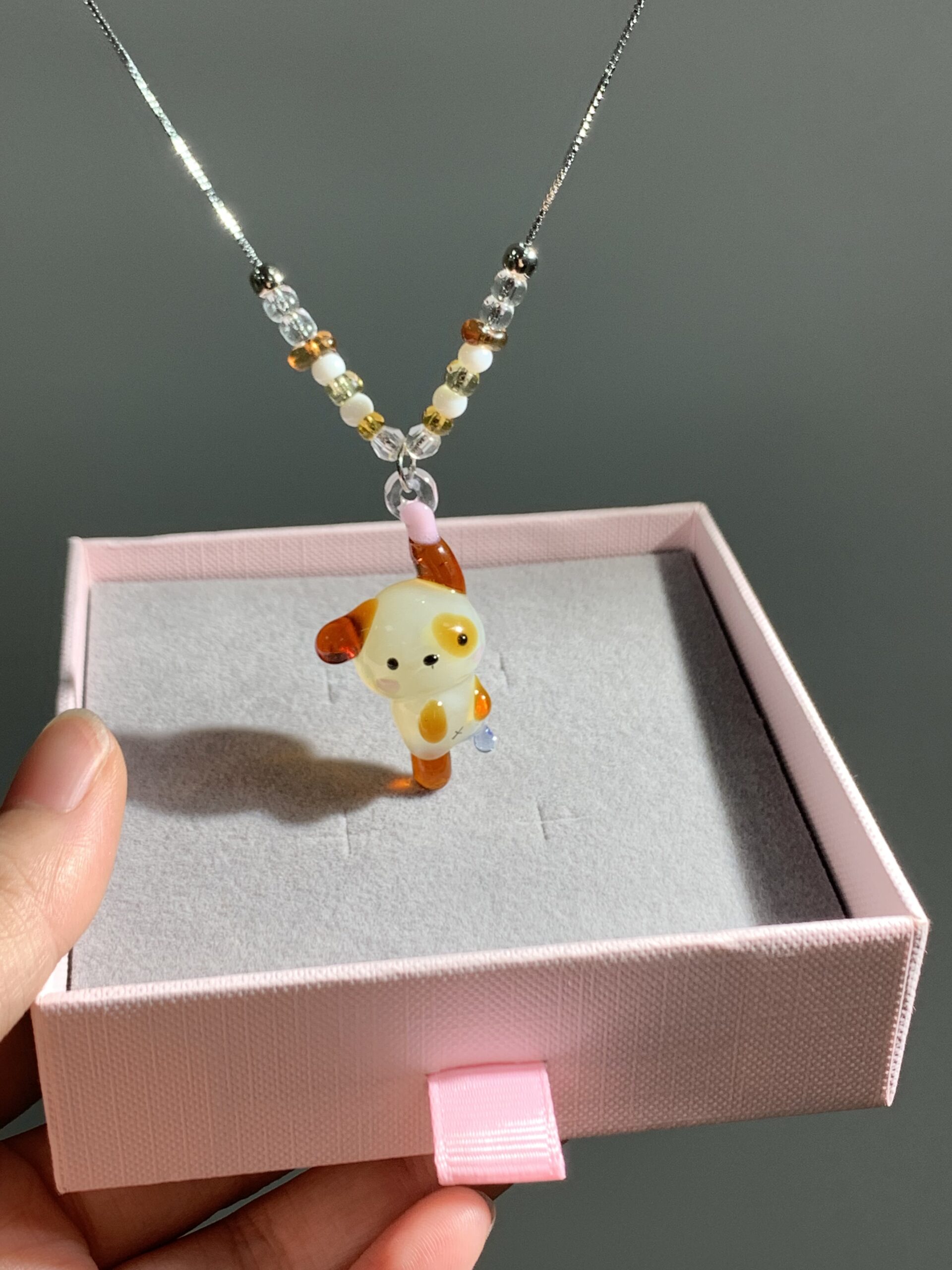 Handmade Glass Puppy Pendant Necklace – Cute Dog Charm, Kawaii Aesthetic Jewelry - 图片 5