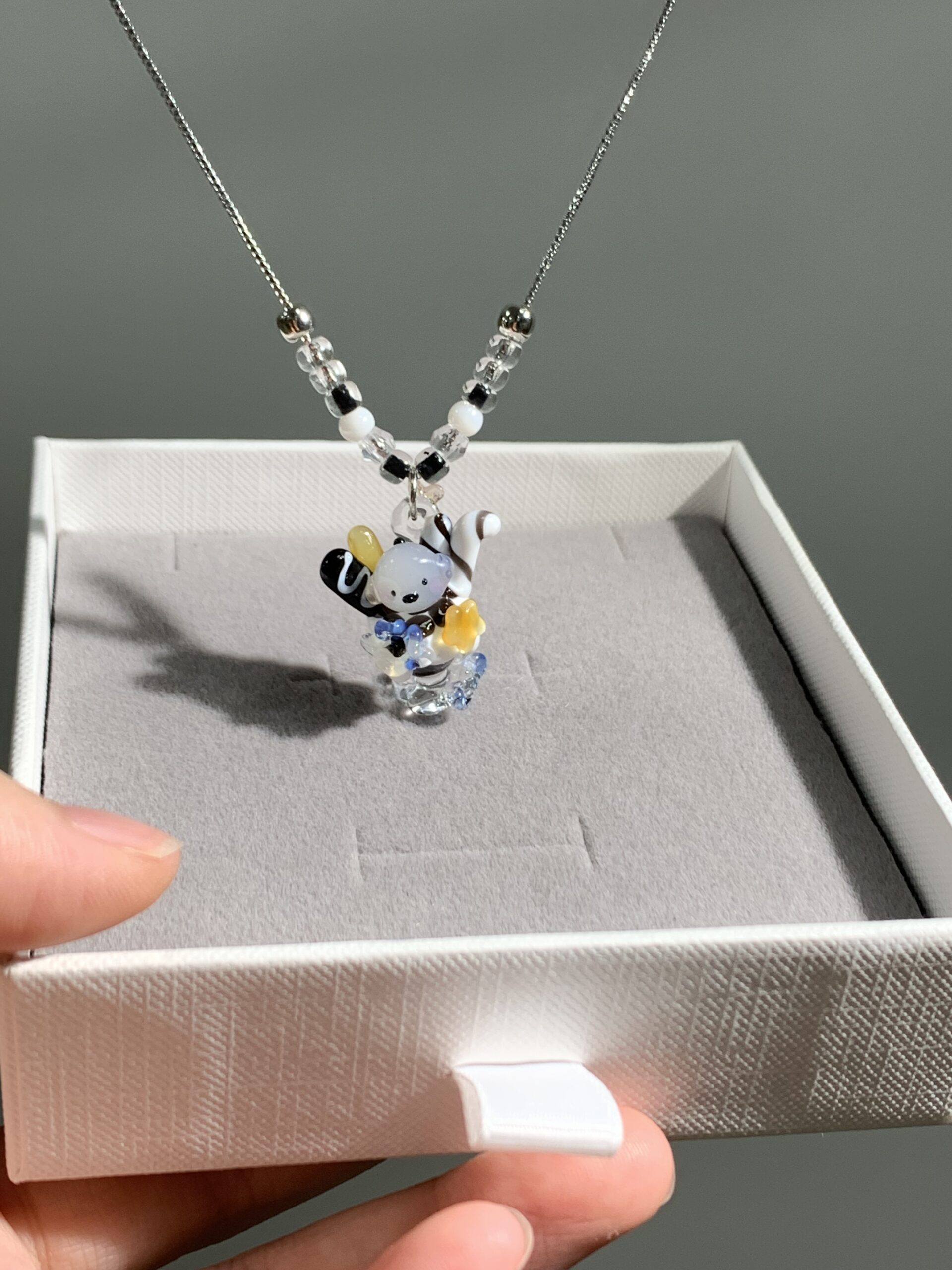 Handmade Glass Cute Animal Character Pendant Necklace – Kawaii Mixed Charm, Aesthetic Jewelry - 图片 5