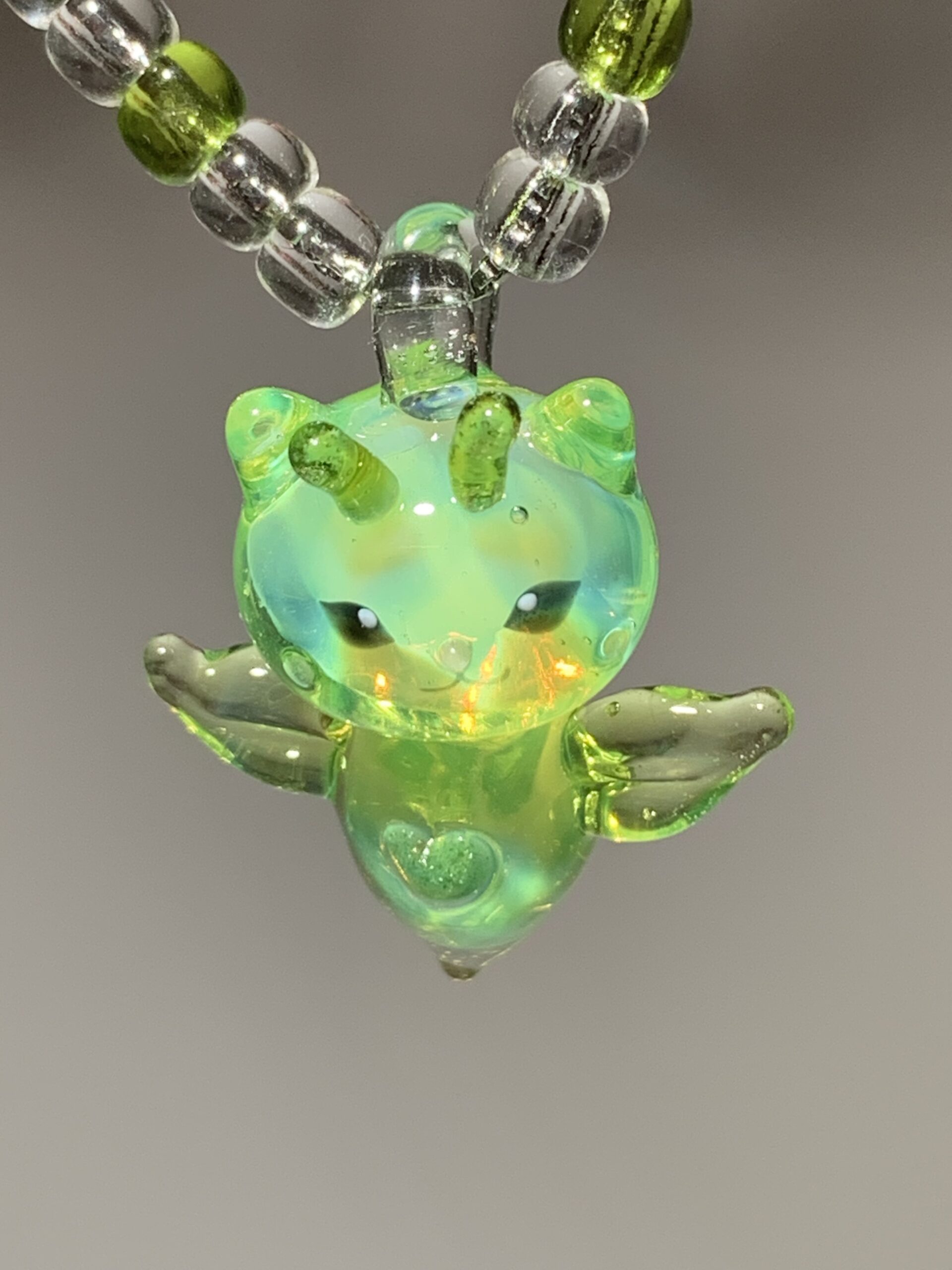 Handmade Glass Necklace | Glow Green Alien Kitten Sea Angel Heart Pendant | Fantasy Healing Cute Jewelry - 图片 14