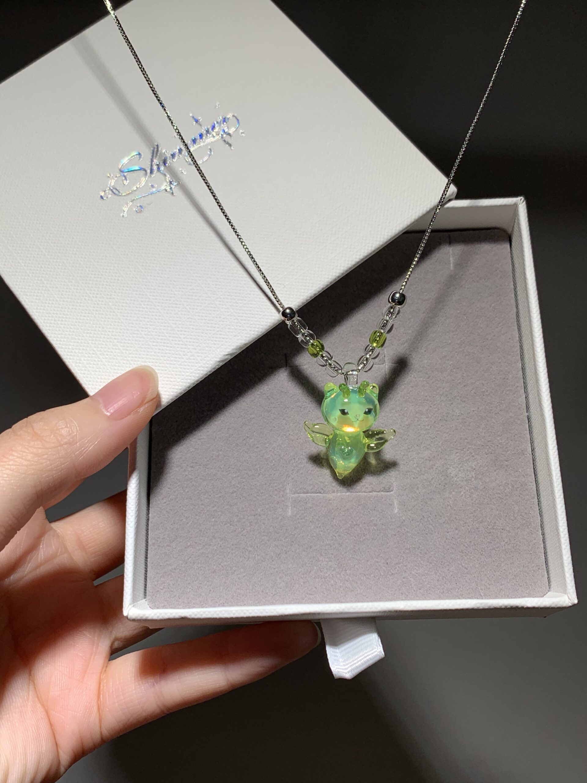 Handmade Glass Necklace | Glow Green Alien Kitten Sea Angel Heart Pendant | Fantasy Healing Cute Jewelry - 图片 15