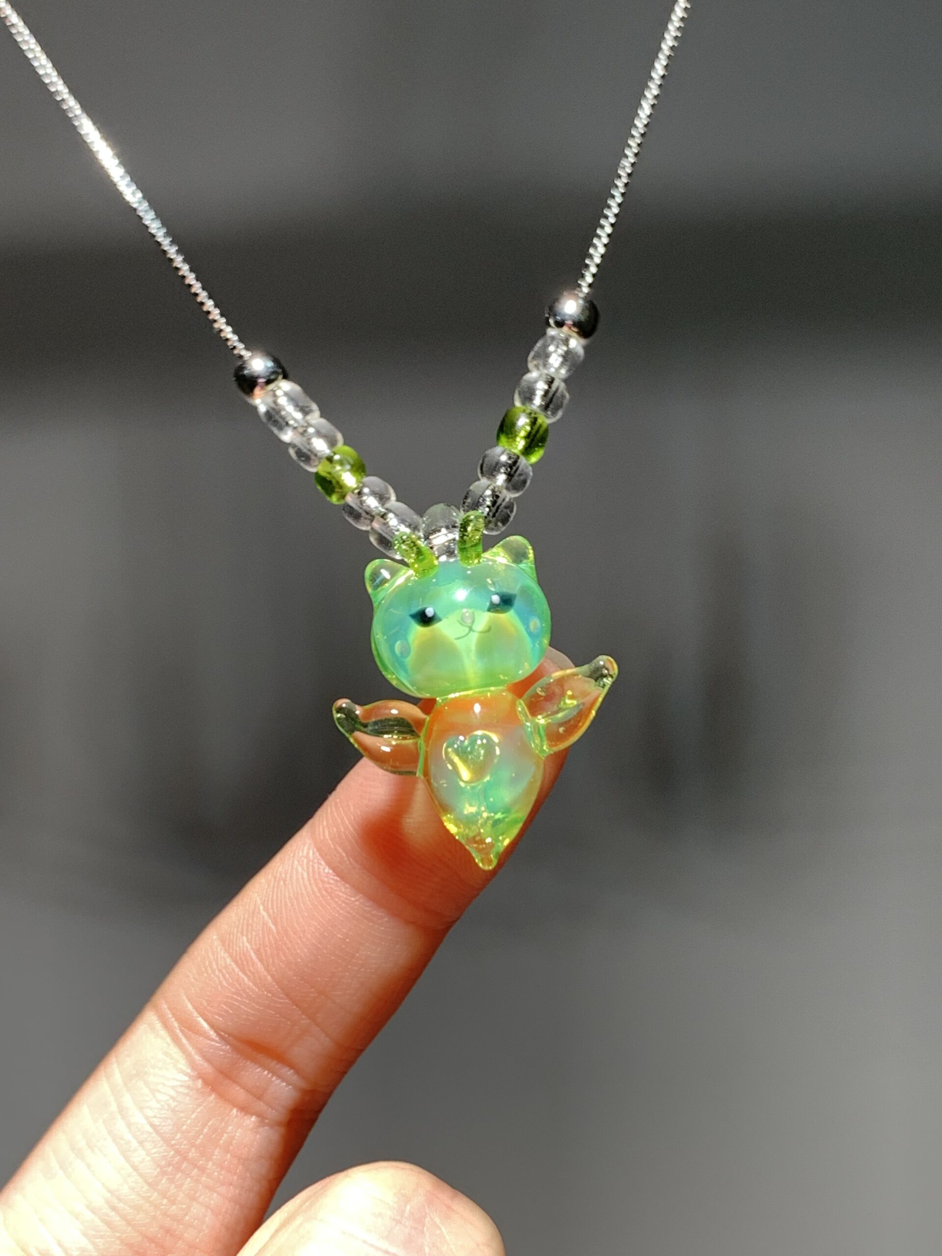 Handmade Glass Necklace | Glow Green Alien Kitten Sea Angel Heart Pendant | Fantasy Healing Cute Jewelry - 图片 10