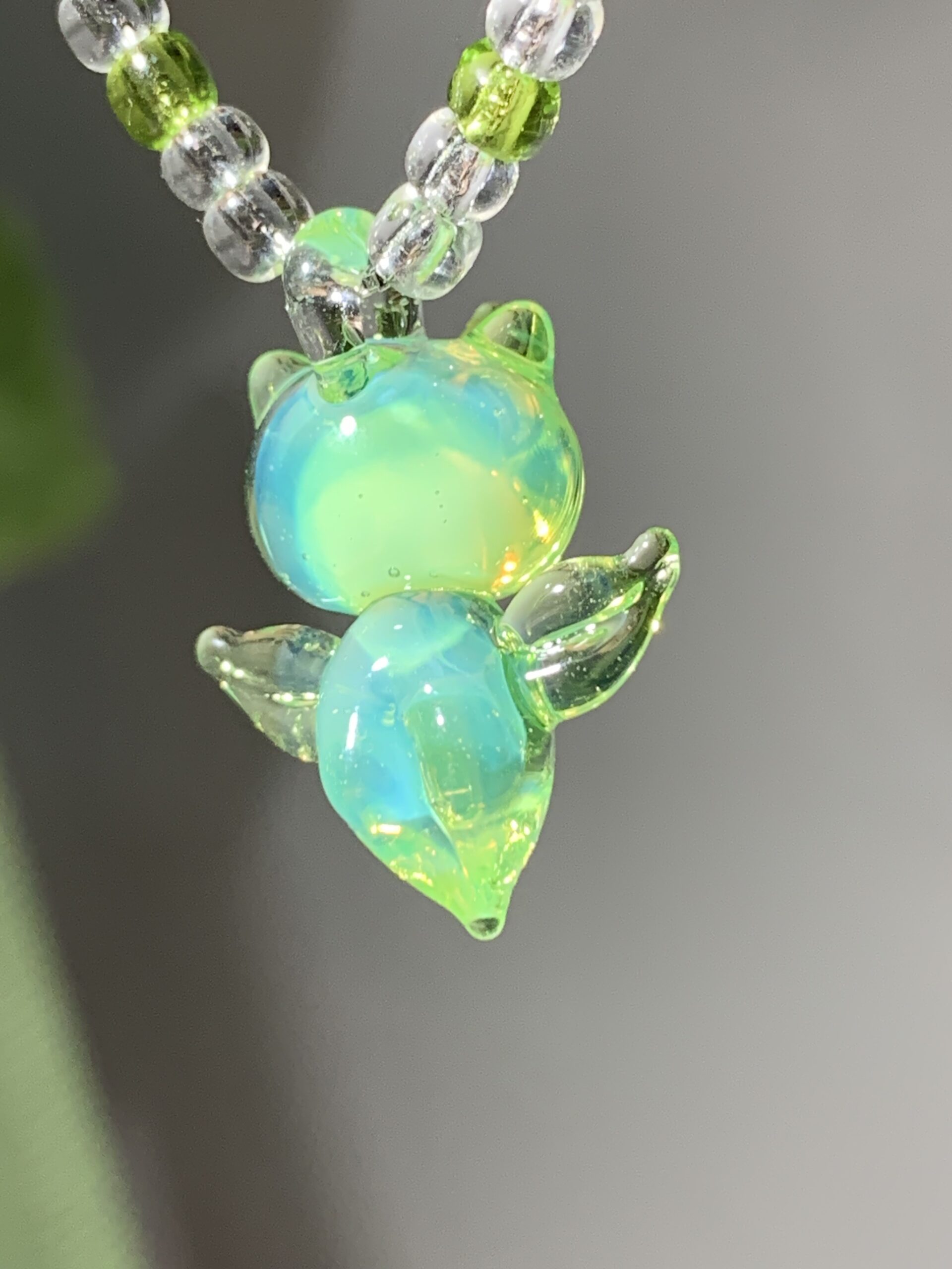 Handmade Glass Necklace | Glow Green Alien Kitten Sea Angel Heart Pendant | Fantasy Healing Cute Jewelry - 图片 5